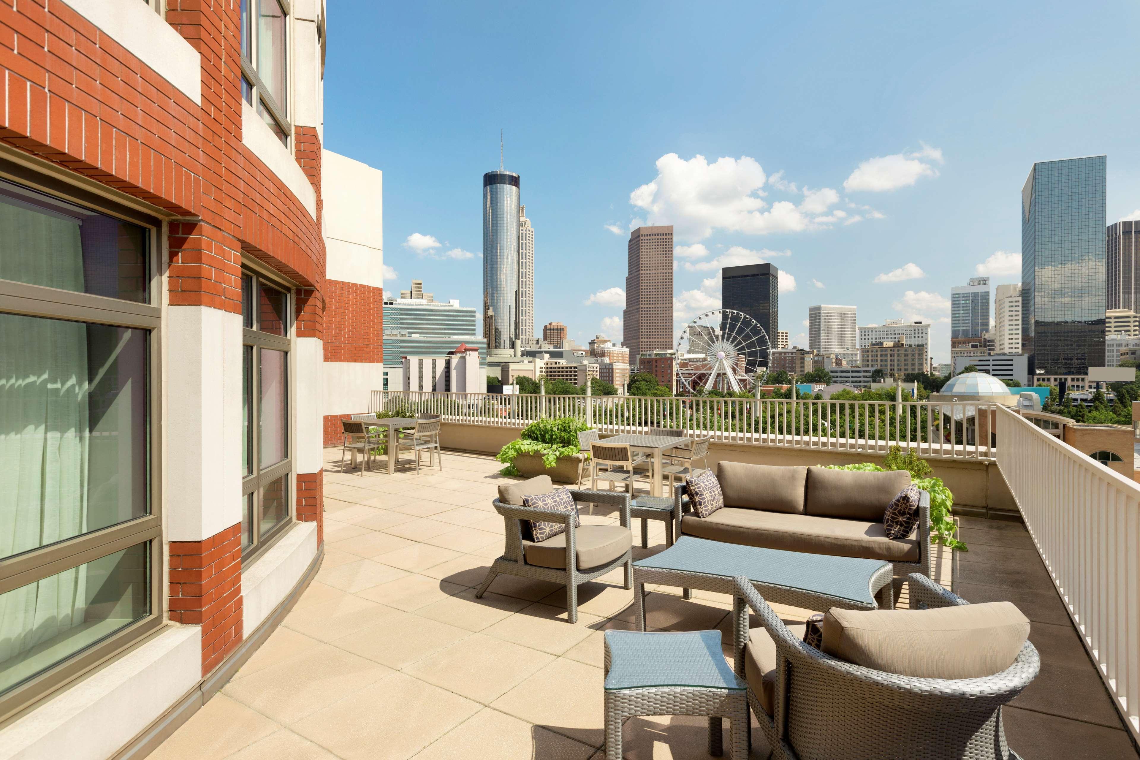 Embassy Suites By Hilton Atlanta At Centennial Olympic Park Екстер'єр фото