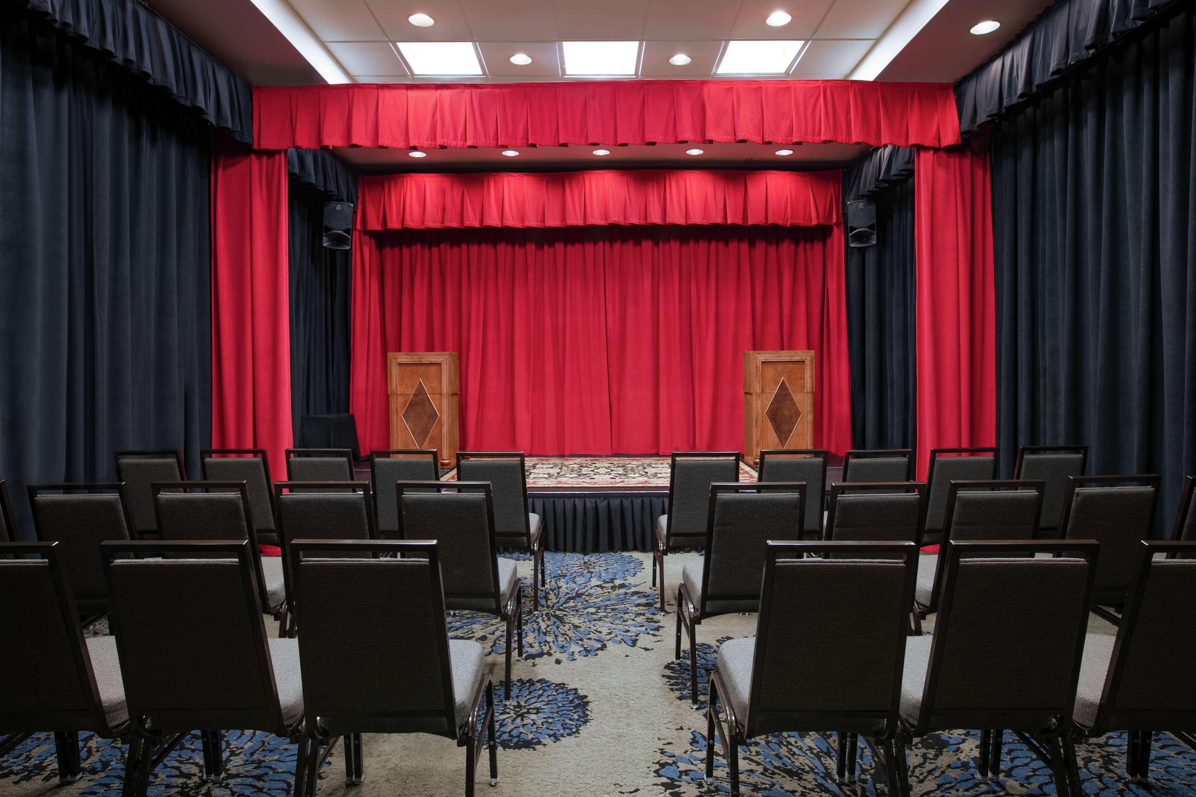 Embassy Suites By Hilton Atlanta At Centennial Olympic Park Екстер'єр фото