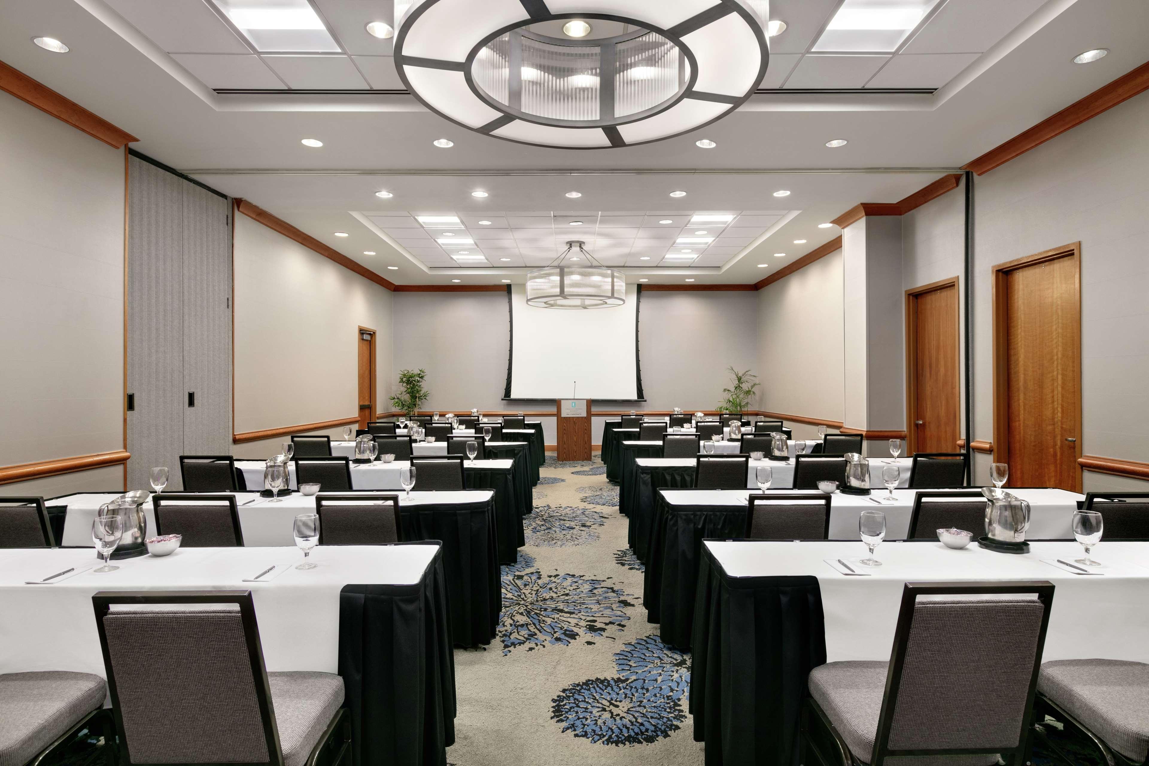 Embassy Suites By Hilton Atlanta At Centennial Olympic Park Екстер'єр фото