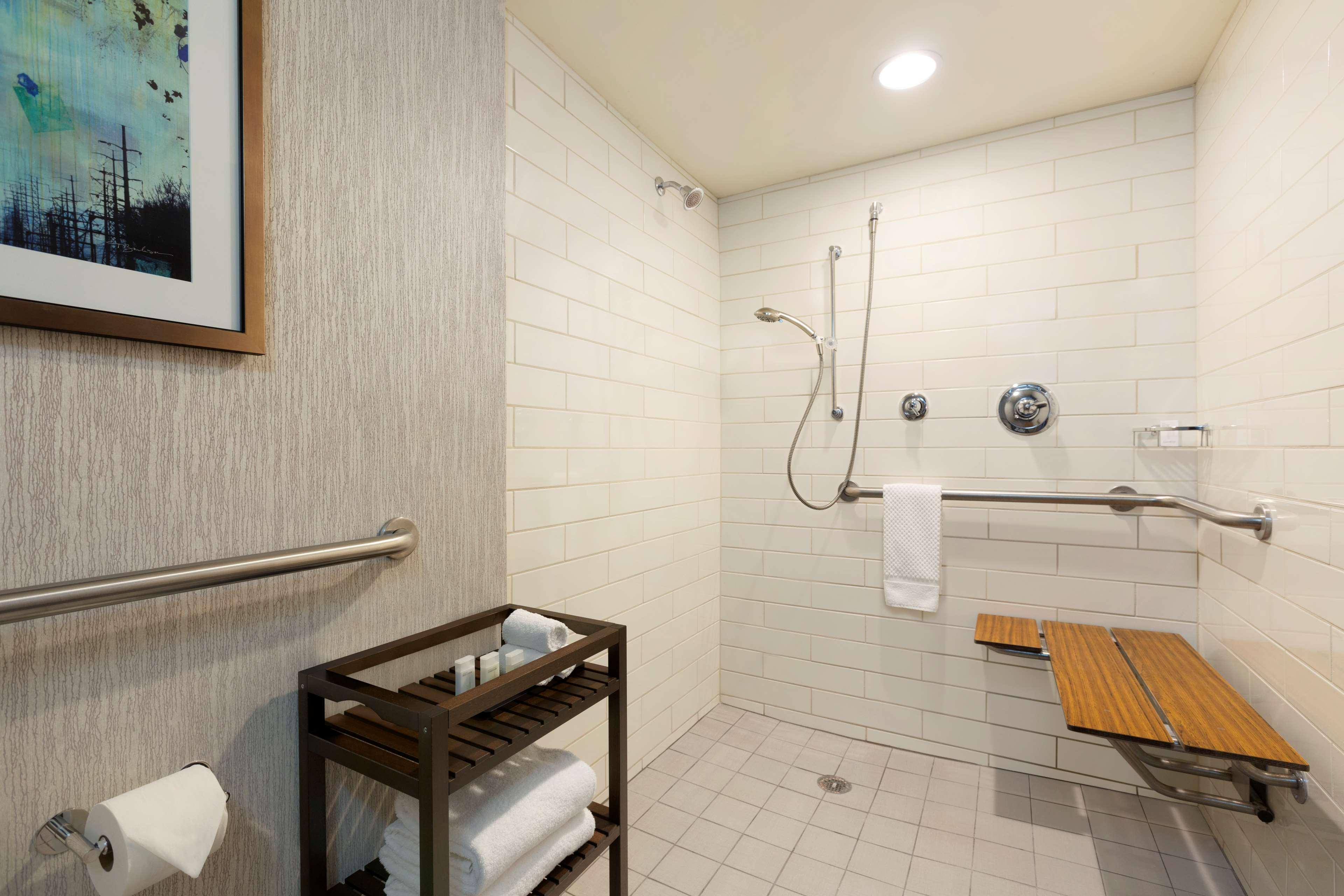 Embassy Suites By Hilton Atlanta At Centennial Olympic Park Екстер'єр фото