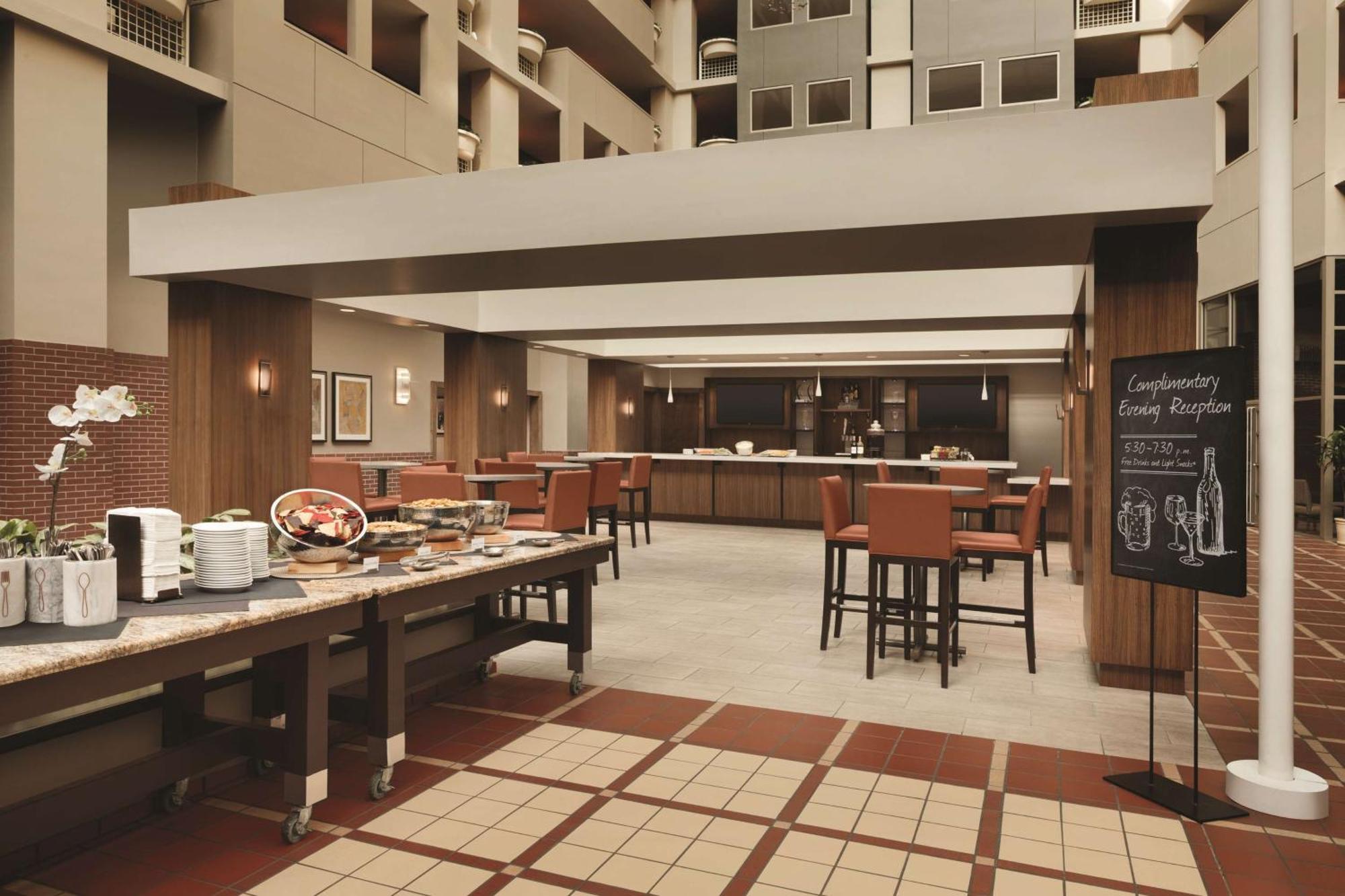 Embassy Suites By Hilton Atlanta At Centennial Olympic Park Екстер'єр фото