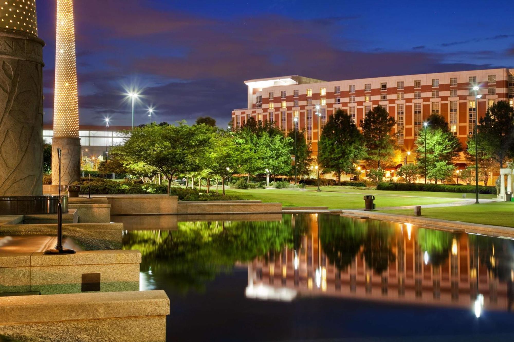 Embassy Suites By Hilton Atlanta At Centennial Olympic Park Екстер'єр фото